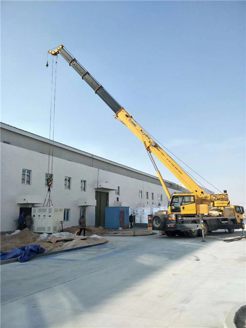 文山市“超载就喊停”—— 吊车的 “重量保镖” 技术